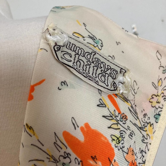 Vintage 60s Flower Power Shift Dress // Sunday’s Child of California // Size S - Picture 2 of 9